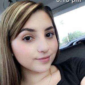 Meet your Posher, Pamela